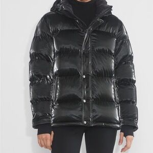 TNA Aritzia The Super Puff